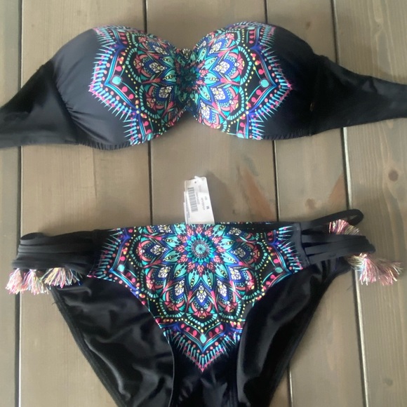 La vie en rose bikini.  Small bandeau top, medium bottoms. Never worn. - Picture 1 of 3